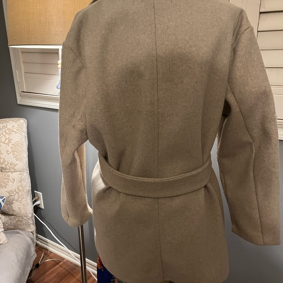 Zara size L spring/fall wrap jacket - Picture 6 of 8